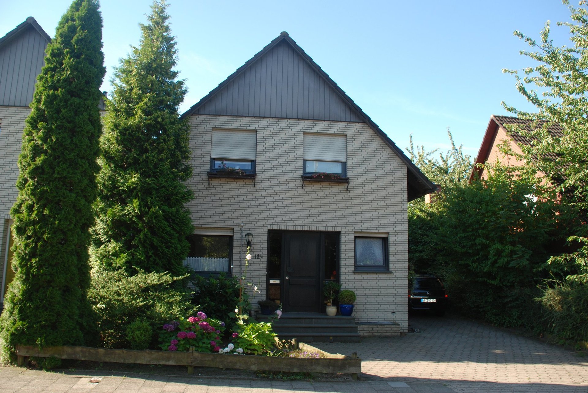 Reihenhaus Wachtelstraße 12 a Image 2